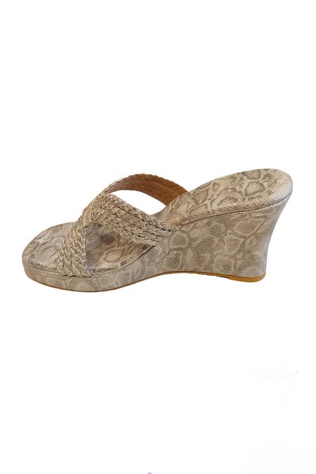 Cinderella By Heena Yusuf_Beige Braided Textured Woven Wedges _Online_at_Aza_Fashions
