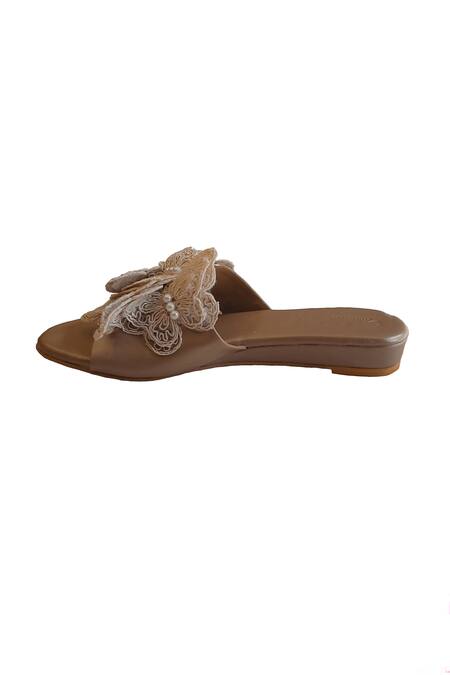 Cinderella By Heena Yusuf_Beige Pearls Titli Applique Embellished Wedges _Online_at_Aza_Fashions