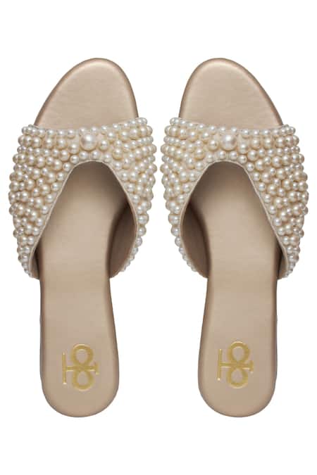 Kkarma Accessories Bhakti Pearl Embellished Flats 