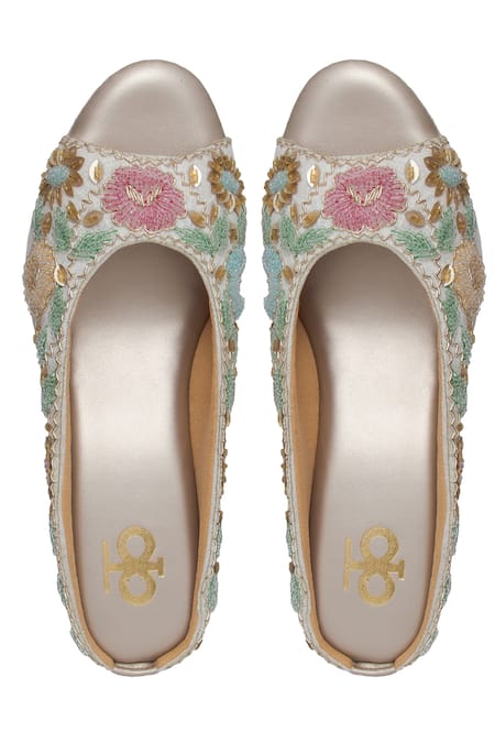 Kkarma Accessories Indu Bead Embroidered Floral Wedges 