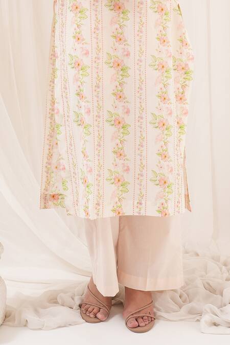 House Of TA-YA Ivory , Satin Embroidery V-neck Floral Print Kurta With Pant Online at Aza Fashions House Of TA-YA_Ivory , Satin Embroidery V-neck Floral Print Kurta With Pant _Online_at_Aza_Fashions