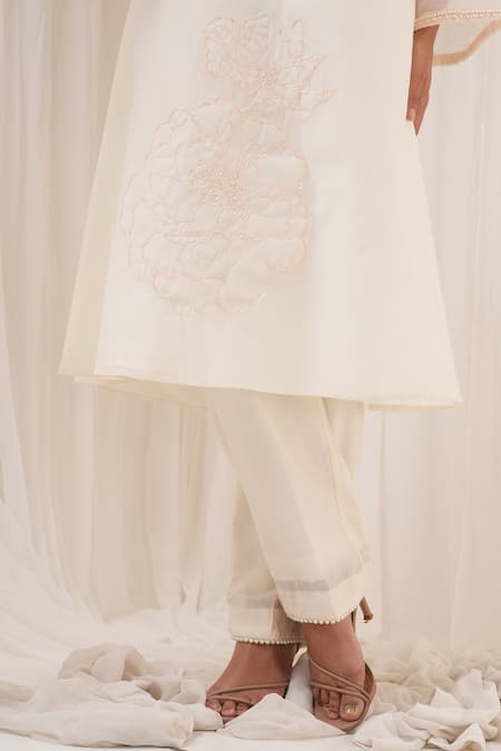 Buy_House Of TA-YA_Ivory Chanderi Pearls, Sequins V-neck Hand Embroidered A-line Kurta With Pant _Online_at_Aza_Fashions