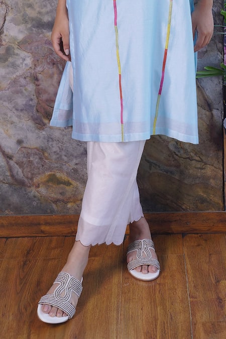 Myra Clothing Line Blue Chanderi Embroidery V-neck Floral Resham Work Kurta With Pant at Aza Fashions Myra Clothing Line_Blue Chanderi Embroidery V-neck Floral Resham Work Kurta With Pant _at_Aza_Fashions