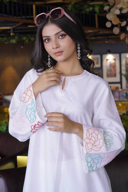 Myra Clothing Line_White Chanderi Beads Round Neck Embroidered Short Kurta With Pant _Online_at_Aza_Fashions