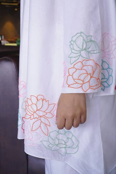 Myra Clothing Line_White Chanderi Beads Round Neck Embroidered Short Kurta With Pant _at_Aza_Fashions