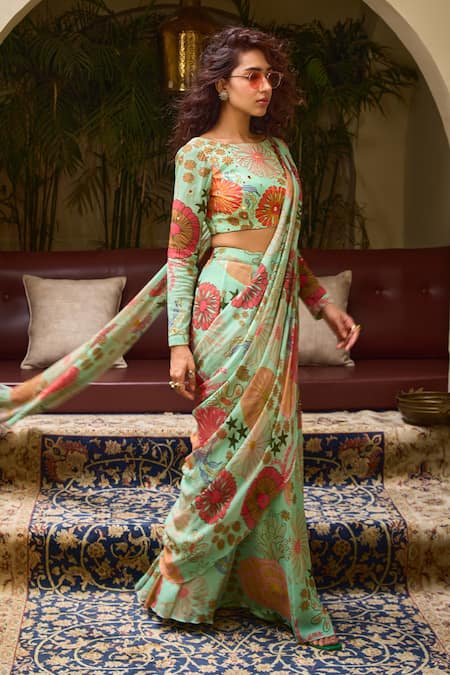 Buy Diyarajvvir Green Crepe, Georgette, Tulle Mirrors, Floral Print Pre-draped Saree With Blouse Online at Aza Fashions Buy_Diyarajvvir_Green Crepe, Georgette, Tulle Mirrors, Floral Print Pre-draped Saree With Blouse _Online_at_Aza_Fashions