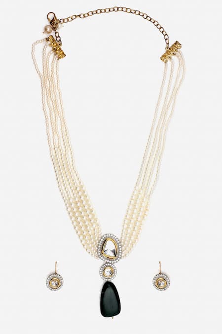 Buy_Dugran By Dugristyle_Green Pearls, Diamonds, Stones Amyra Kundan And Pendant Necklace Set _Online_at_Aza_Fashions