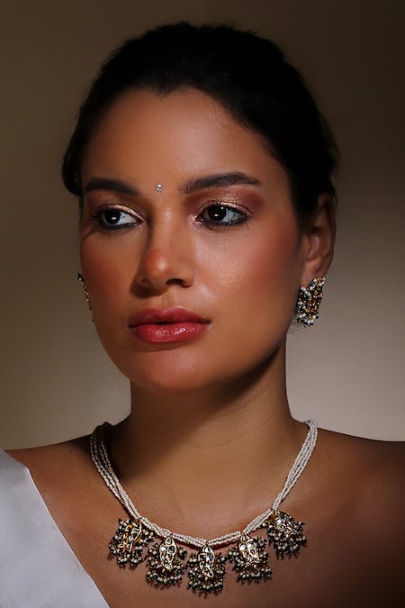 Dugran By Dugristyle Blue Pearls, Metallic Thread, Stones Ambrosia Kundan And Natural Necklace Set 