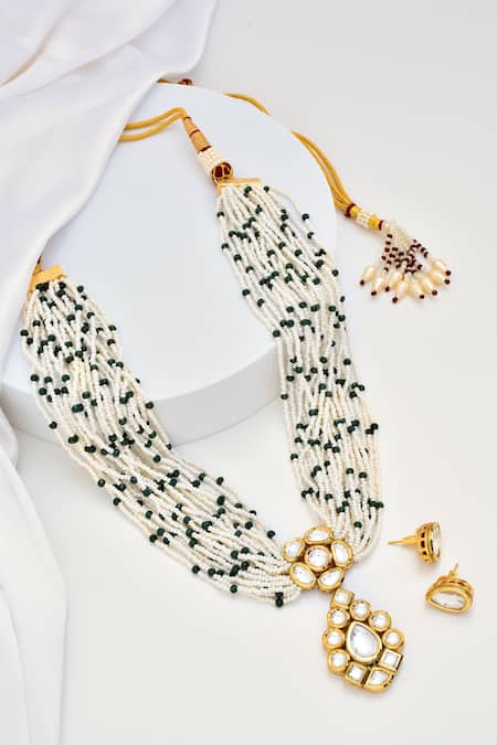 Swabhimann Carved Kundan Pendant Necklace Set 