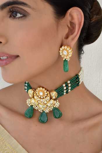 Swabhimann_Green Beads Crescent Moon Carved Choker Set _Online_at_Aza_Fashions