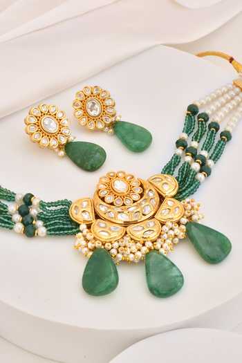 Shop_Swabhimann_Green Beads Crescent Moon Carved Choker Set _Online_at_Aza_Fashions