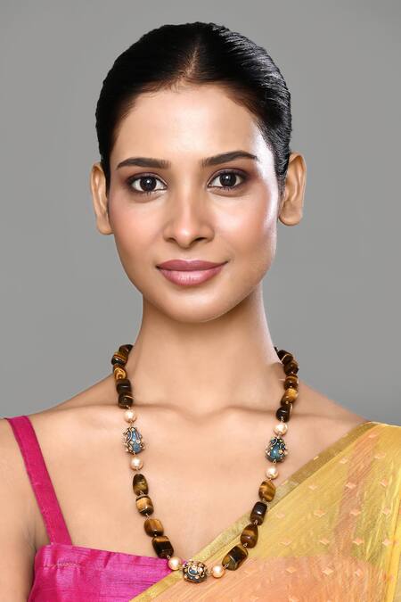 Our Purple Studio_Brown Carved Embellished Temple Necklace Set _Online_at_Aza_Fashions