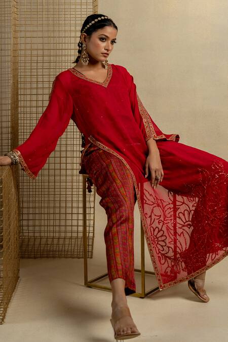 Pooja-Keyur Pink Organza, Cotton Satin Embroidery, Gulal Kurta And Bagh Printed Pant Set Online at Aza Fashions Pooja-Keyur_Pink Organza, Cotton Satin Embroidery, Gulal Kurta And Bagh Printed Pant Set_Online_at_Aza_Fashions
