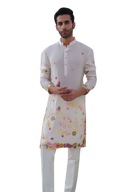 Shop Amrit Dawani White Muslin, Cotton, Silk Sequins, French Fleur Embroidered Kurta With Trouser Online at Aza Fashions Shop_Amrit Dawani_White Muslin, Cotton, Silk Sequins, French Fleur Embroidered Kurta With Trouser _Online_at_Aza_Fashions