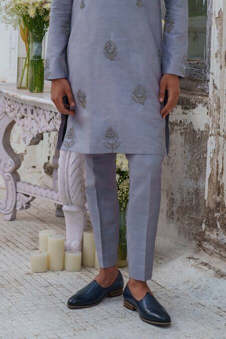 Amrit Dawani_Grey Cotton, Silk Beads, Embroidery Floral Kurta Set _Online_at_Aza_Fashions