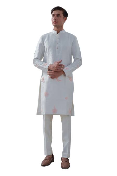 Shop Amrit Dawani Ivory Cotton, Silk, Modal Embroidery Floral Kurta Set With Stole Online at Aza Fashions Shop_Amrit Dawani_Ivory Cotton, Silk, Modal Embroidery Floral Kurta Set With Stole _Online_at_Aza_Fashions