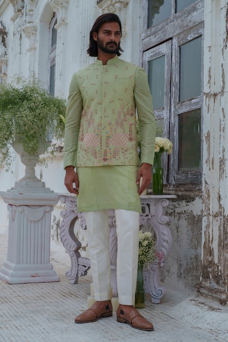 Amrit Dawani Green Bundi Cotton Blended Embroidery Zardozi And Kurta Set