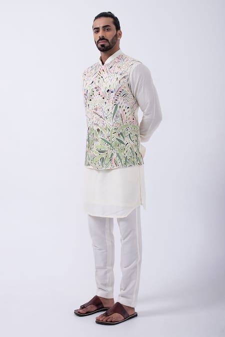 KAKA CALCUTTA Thread Embroidered Bundi Jacket 