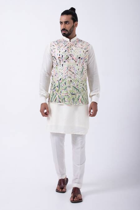 Kaka Calcutta Ivory Cotton Embroidery Thread Bundi Jacket Online at Aza Fashions Kaka Calcutta_Ivory Cotton Embroidery Thread Bundi Jacket _Online_at_Aza_Fashions