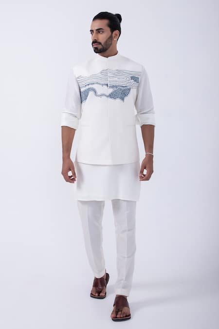 Shop Kaka Calcutta Ivory Cotton Embroidery Thread Bundi Jacket at Aza Fashions Shop_Kaka Calcutta_Ivory Cotton Embroidery Thread Bundi Jacket _at_Aza_Fashions