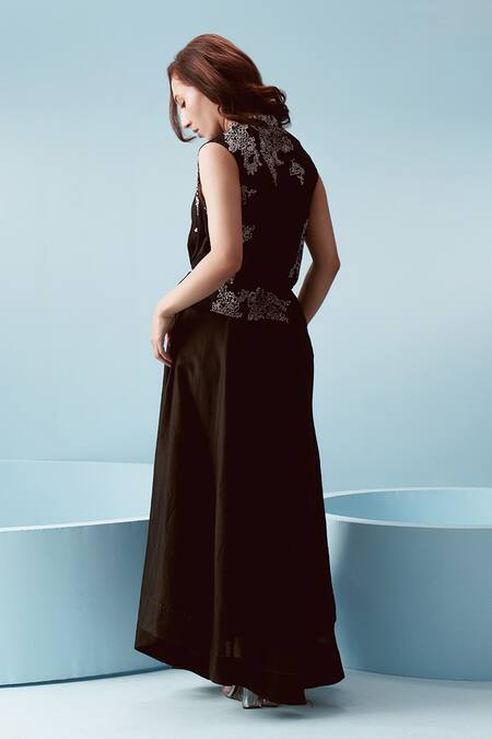 Kavya Singh Kundu Black Chanderi, Crepe Embroidery Collared Amaal Bloom Print Dress at Aza Fashions Kavya Singh Kundu_Black Chanderi, Crepe Embroidery Collared Amaal Bloom Print Dress _at_Aza_Fashions