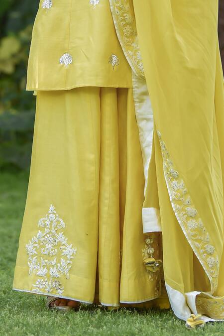 Buy Anju & Harleen Yellow Chanderi, Linen Embroidery Round Neck Dori Kurta Sharara Set Online at Aza Fashions Buy_Anju & Harleen_Yellow Chanderi, Linen Embroidery Round Neck Dori Kurta Sharara Set _Online_at_Aza_Fashions
