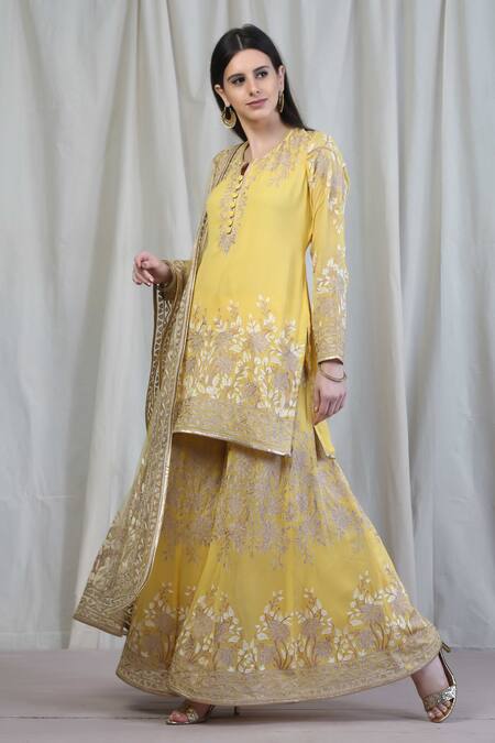 Buy_Anju & Harleen_Yellow Georgette, Linen Embroidery Split V-neck Zari Floral Kurta Sharara Set _Online_at_Aza_Fashions