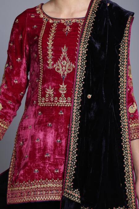 Buy Anju & Harleen Pink Silk, Velvet Sequins, Zari Round Floral Embroidered Short Kurta Sharara Set Buy_Anju & Harleen_Pink Silk, Velvet Sequins, Zari Round Floral Embroidered Short Kurta Sharara Set