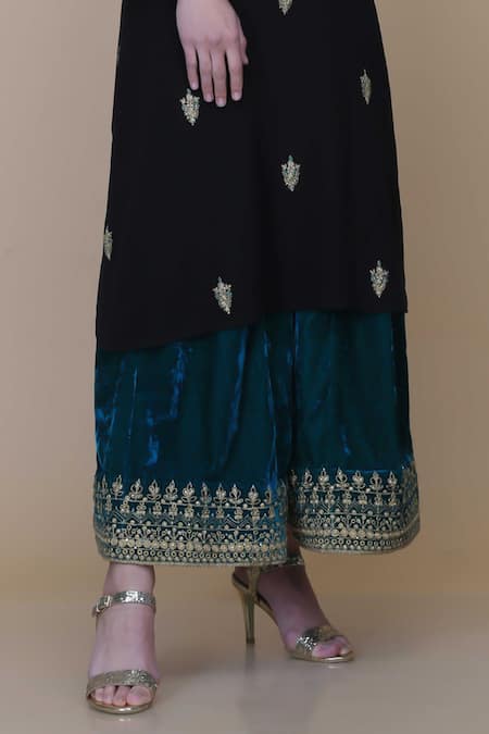 Buy Anju & Harleen Black Crepe, Velvet, Organza Sequins, Floral Butti Embroidered Kurta Sharara Set Online at Aza Fashions Buy_Anju & Harleen_Black Crepe, Velvet, Organza Sequins, Floral Butti Embroidered Kurta Sharara Set _Online_at_Aza_Fashions