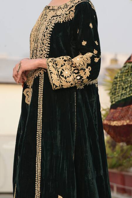 Shop_Anju & Harleen_Emerald Green Velvet, Linen Zari, Applique Embroidered Flared Kurta And Pant Set _Online_at_Aza_Fashions
