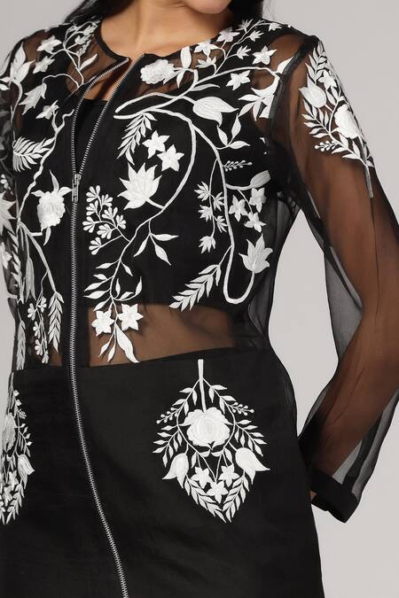 Buy_Anju & Harleen_Black Organza Embroidery Round Neck Aari Kurta Set _Online_at_Aza_Fashions