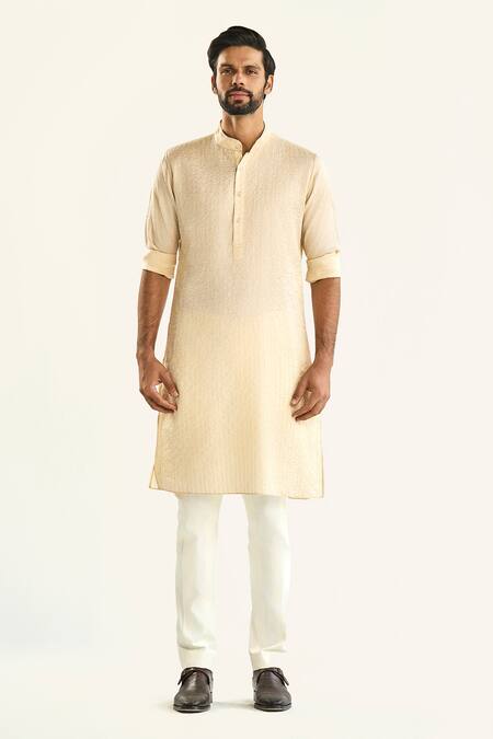 Buy Raghavendra Rathore Jodhpur Off White Cotton, Silk Embroidery The Linear Paan Kantha Kurta Online at Aza Fashions Buy_Raghavendra Rathore Jodhpur_Off White Cotton, Silk Embroidery The Linear Paan Kantha Kurta _Online_at_Aza_Fashions
