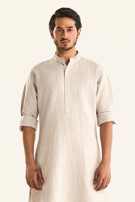 Raghavendra Rathore Jodhpur Off White Linen Embroidery The Sundarban Outdoor Checkered Kurta Online at Aza Fashions Raghavendra Rathore Jodhpur_Off White Linen Embroidery The Sundarban Outdoor Checkered Kurta _Online_at_Aza_Fashions