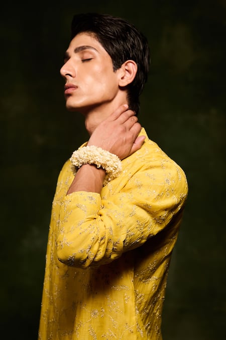 Nafs_Yellow Chanderi, Cotton, Maheshwari Zari Hand Embroidered Kurta And Pant Set _at_Aza_Fashions