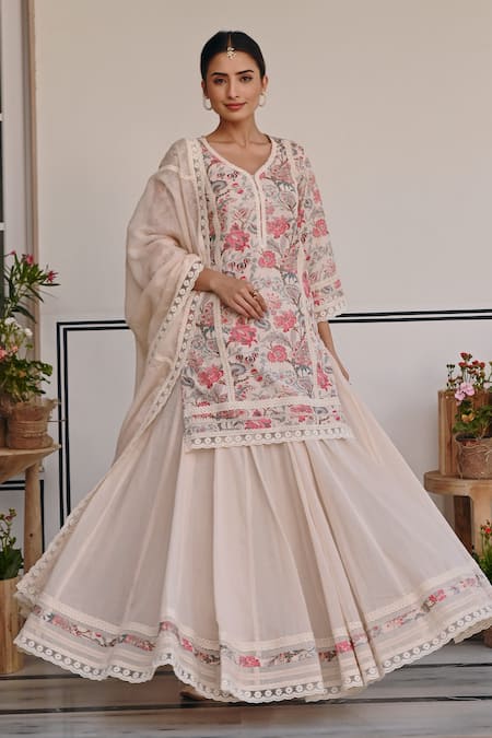 Buy Karaj Jaipur Multi Color Kota Doria, Muslin Floral Blossom Print Kurta Lehenga Set Buy_Karaj Jaipur_Multi Color Kota Doria, Muslin Floral Blossom Print Kurta Lehenga Set