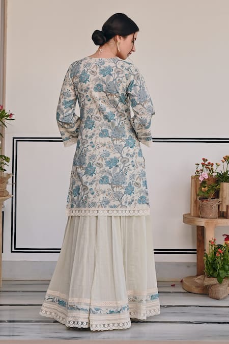 Karaj Jaipur Straight Floral Blossom Print Kurta Lehenga Set 