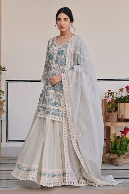 Karaj Jaipur_Blue Muslin, Kota Doria Straight Floral Blossom Print Kurta Lehenga Set _at_Aza_Fashions