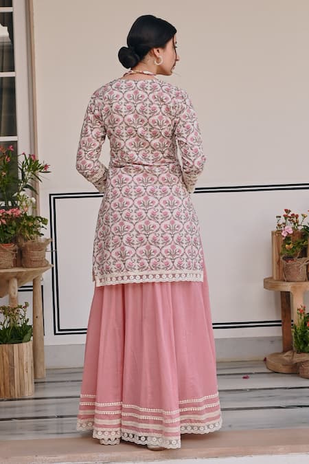 Karaj Jaipur Flower Jaal Print Kurta Lehenga Set 