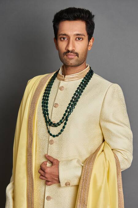 Seirra Thakur_Green Semi Precious Stone Three-layered Maala_at_Aza_Fashions