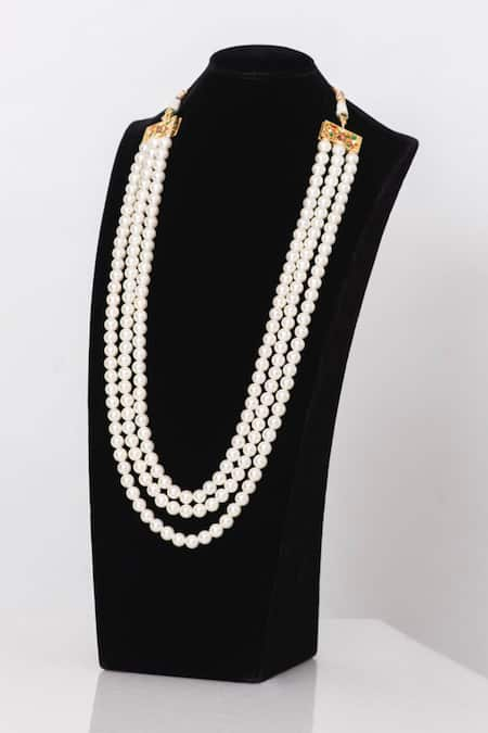 Seirra Thakur White Pearl Three-layered Stone And Maala 