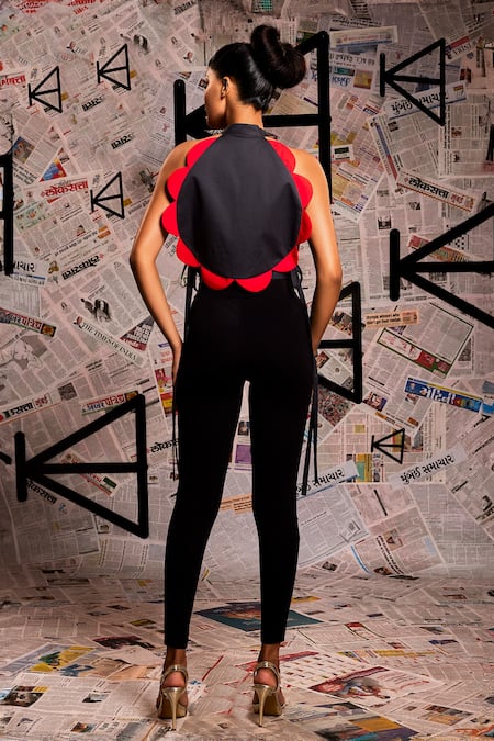 Shop_Echke_Black Cotton Bandeau Neck Plain Flower Crop Top _at_Aza_Fashions