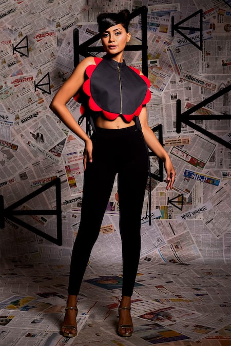 Echke_Black Cotton Bandeau Neck Plain Flower Crop Top _at_Aza_Fashions