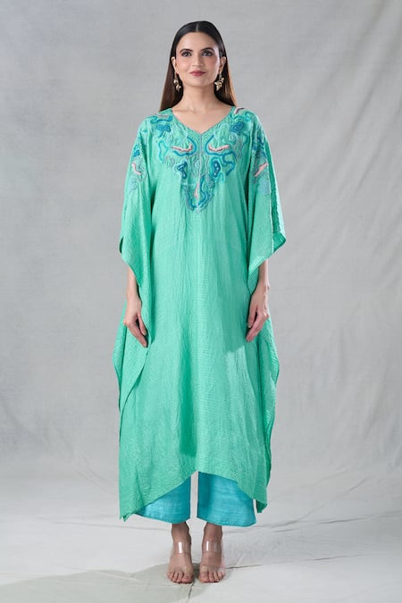 Bhusattva_Green Organic Silk Embroidery Resham V Neck Neckline Kaftan And Pant Set _Online_at_Aza_Fashions