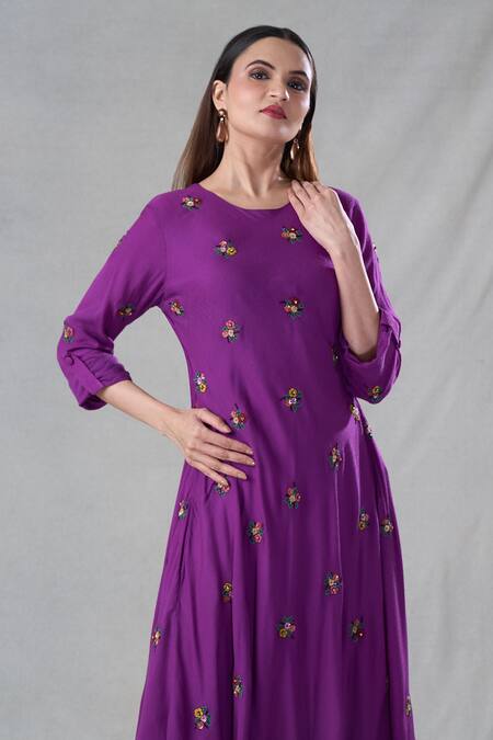 Shop Bhusattva Purple Organic Banana Fiber Embroidery Sequin Round Floral Hand Kurta Online at Aza Fashions Shop_Bhusattva_Purple Organic Banana Fiber Embroidery Sequin Round Floral Hand Kurta _Online_at_Aza_Fashions
