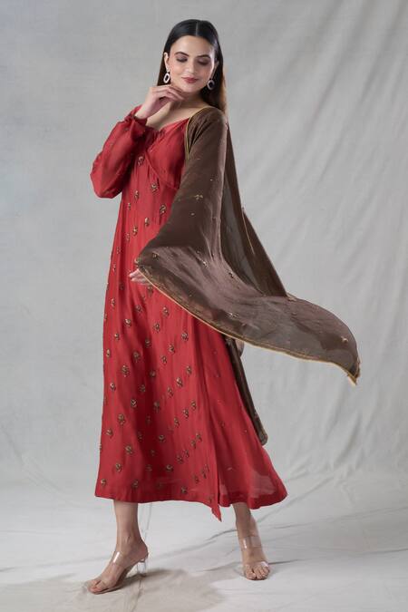 Shop_Bhusattva_Red Silk Embroidery V-neck Angrakha With Dupatta _Online_at_Aza_Fashions
