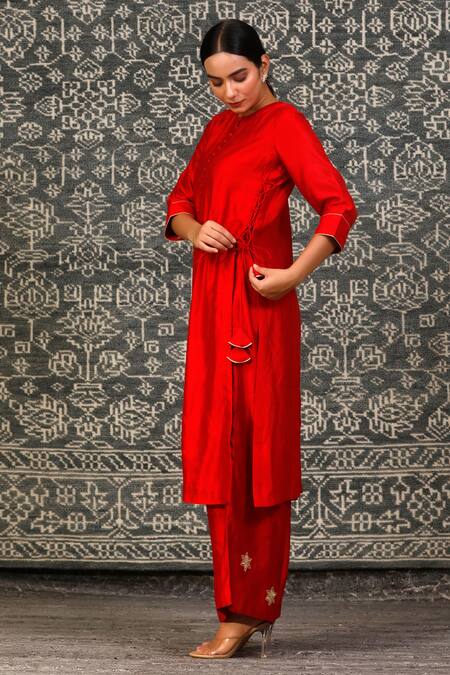 Eeda_Red Chiffon, Silk Embroidery Crew Neck Noor Chiniya Kurta And Pant Set _Online_at_Aza_Fashions