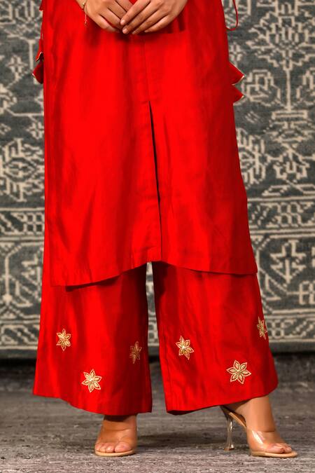 Shop_Eeda_Red Chiffon, Silk Embroidery Crew Neck Noor Chiniya Kurta And Pant Set _Online_at_Aza_Fashions