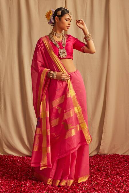 Paaprika_Pink Cotton Parrot Pattern Pallu Venkatagiri Saree With Running Blouse Piece _Online_at_Aza_Fashions