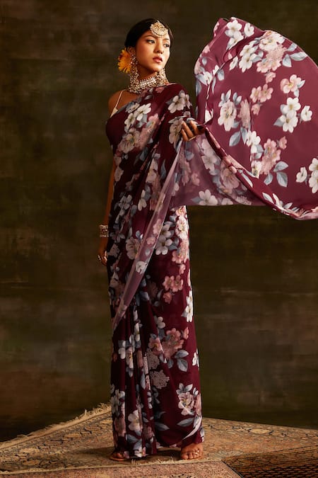 Buy_Paaprika_Magenta Georgette Floral Printed Saree With Unstitched Blouse Piece _Online_at_Aza_Fashions