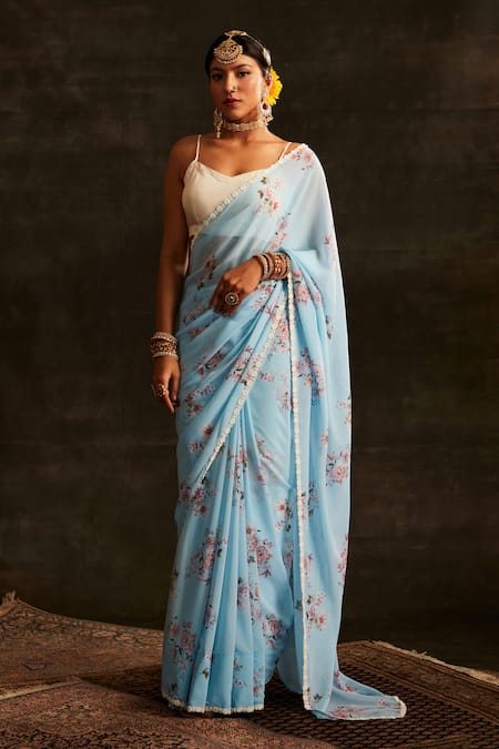 Paaprika Floral Vine Printed Saree With Unstitched Blouse Piece 